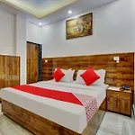 Hotel O Grand